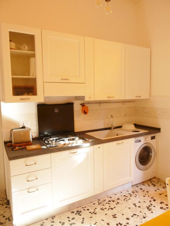 Termini Station Apartment Ai Due Cortili Presso Le Mura Aureliane Roma Ngoại thất bức ảnh