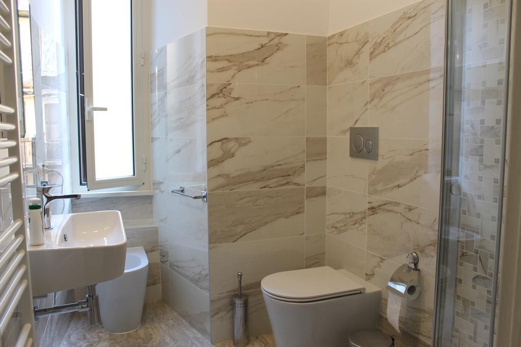 Termini Station Apartment Ai Due Cortili Presso Le Mura Aureliane Roma Ngoại thất bức ảnh
